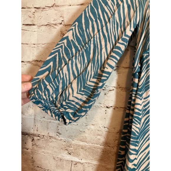 New Directions Babydoll Top Womens Large Teal & Tan Zebra Animal Print Flowy - Picture 2 of 13